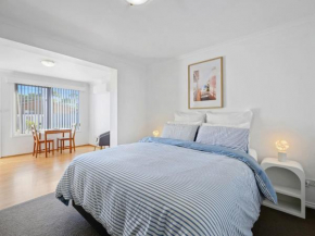 Kalisti Suites - Kamari Suite